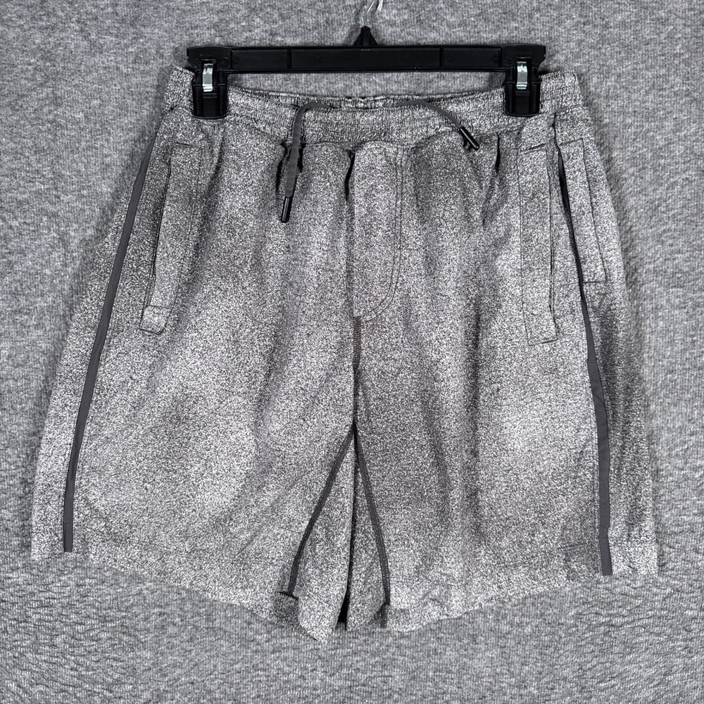 Lululemon Pace Breaker Shorts Mens Medium Gray Lined Activewear Performance 9"